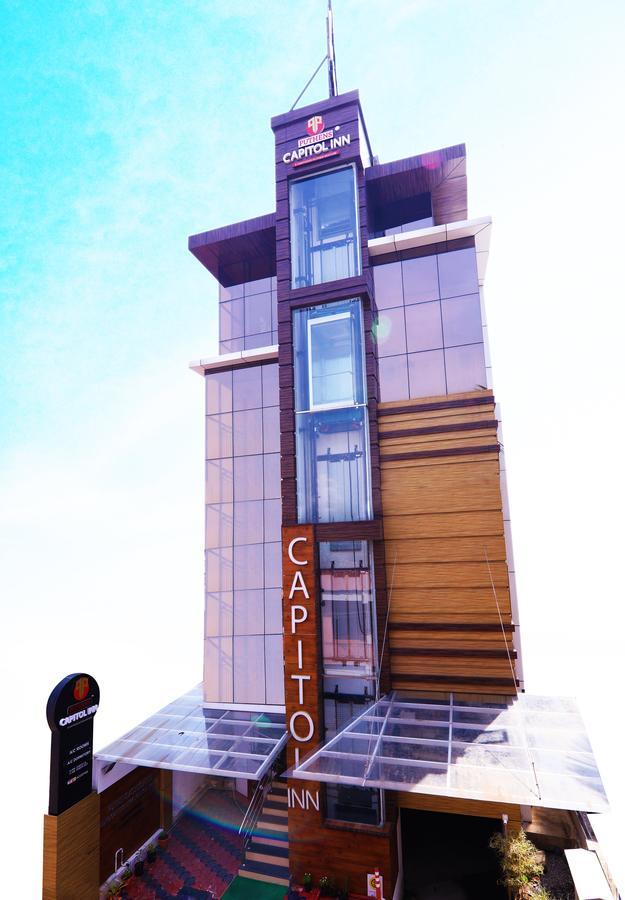 Kochi Oyo 18604 Puthens Capitol Inn מראה חיצוני תמונה